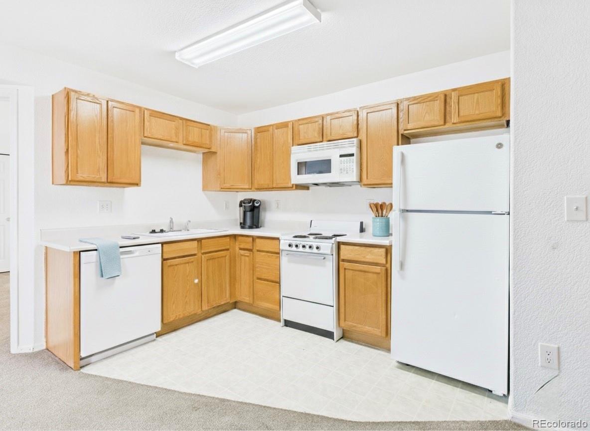 MLS Image #1 for 960 s dawson way 18,aurora, Colorado