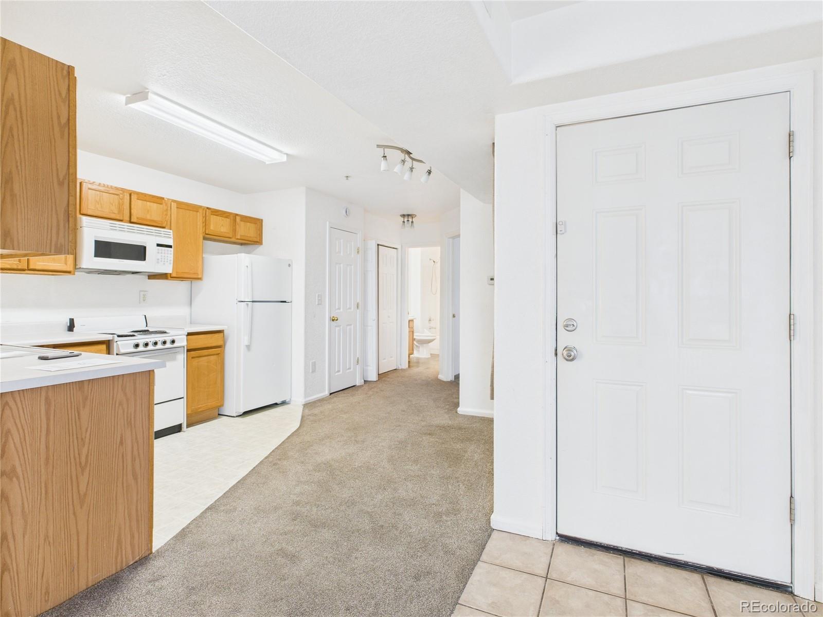 MLS Image #14 for 960 s dawson way 18,aurora, Colorado