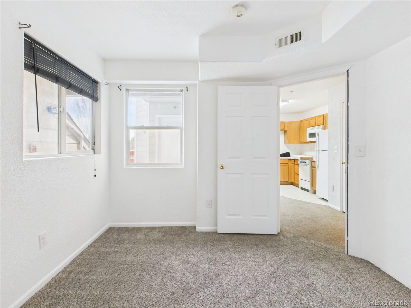 MLS Image #16 for 960 s dawson way 18,aurora, Colorado