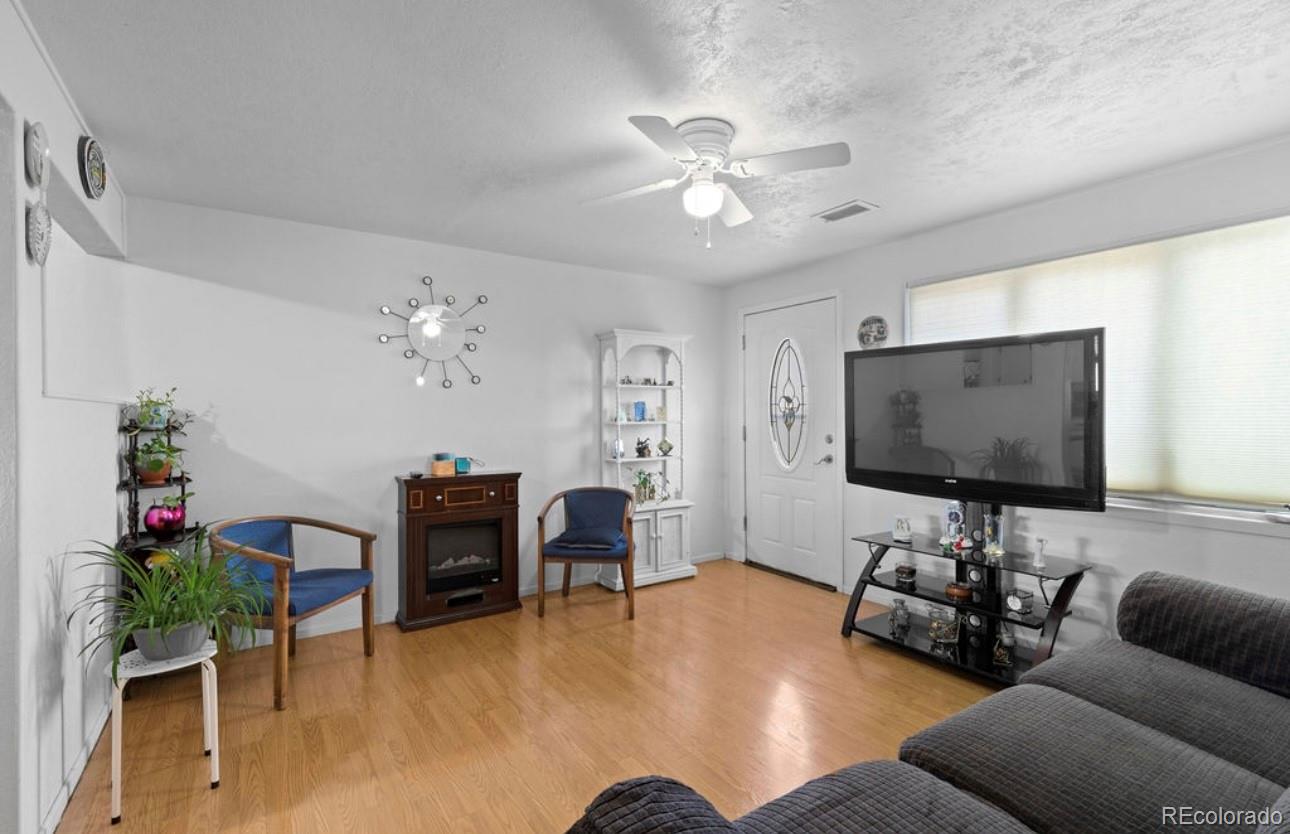 MLS Image #4 for 4849 n cook street,denver, Colorado