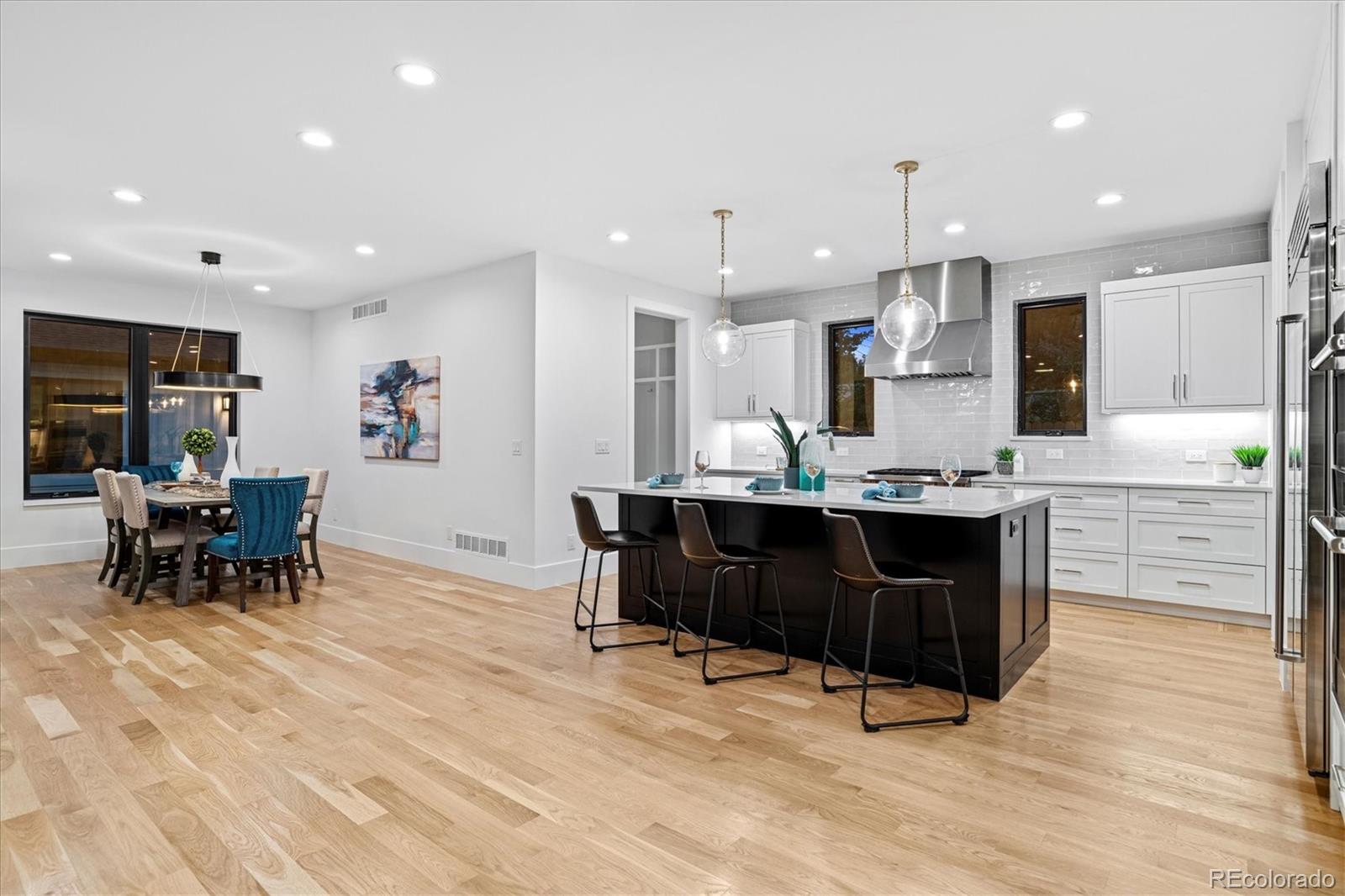 MLS Image #19 for 1675 s madison street,denver, Colorado