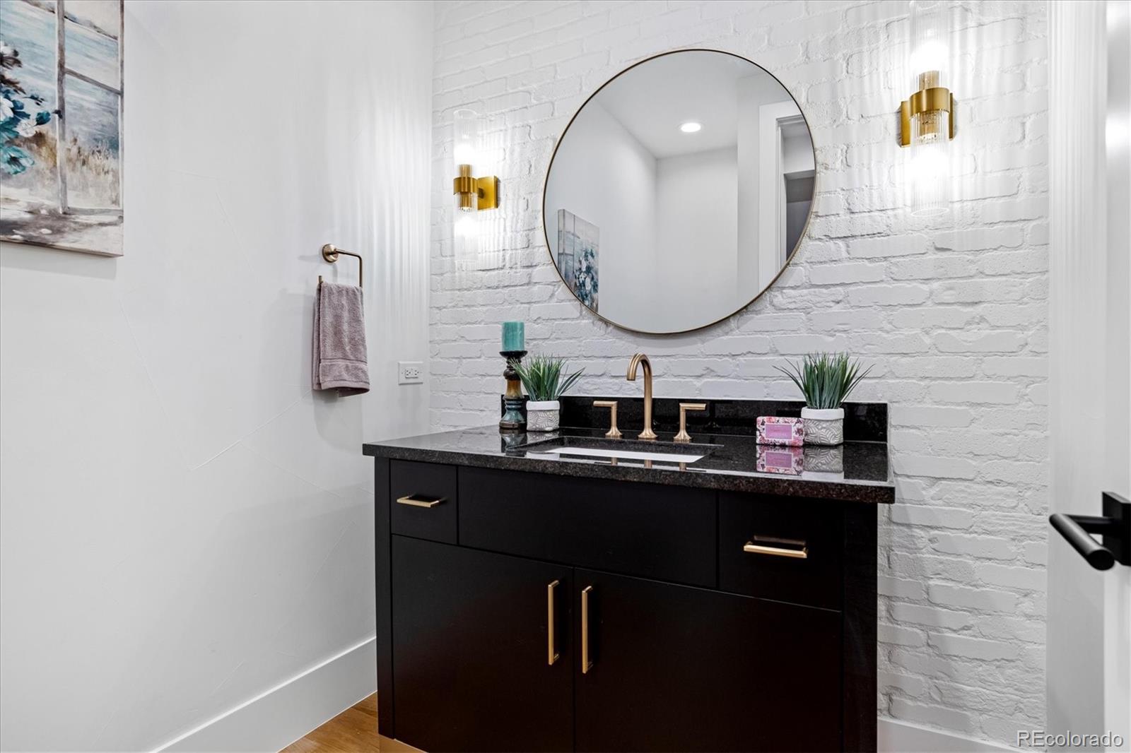 MLS Image #4 for 1675 s madison street,denver, Colorado