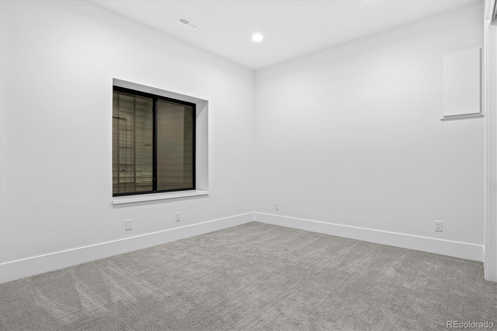 MLS Image #45 for 1675 s madison street,denver, Colorado