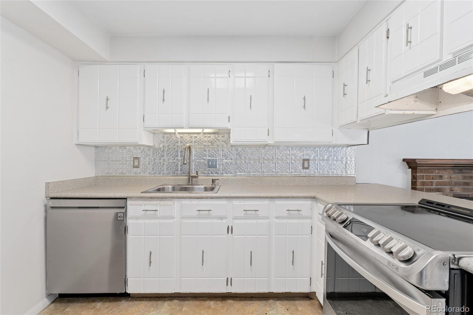 MLS Image #14 for 2960 s parker court,aurora, Colorado