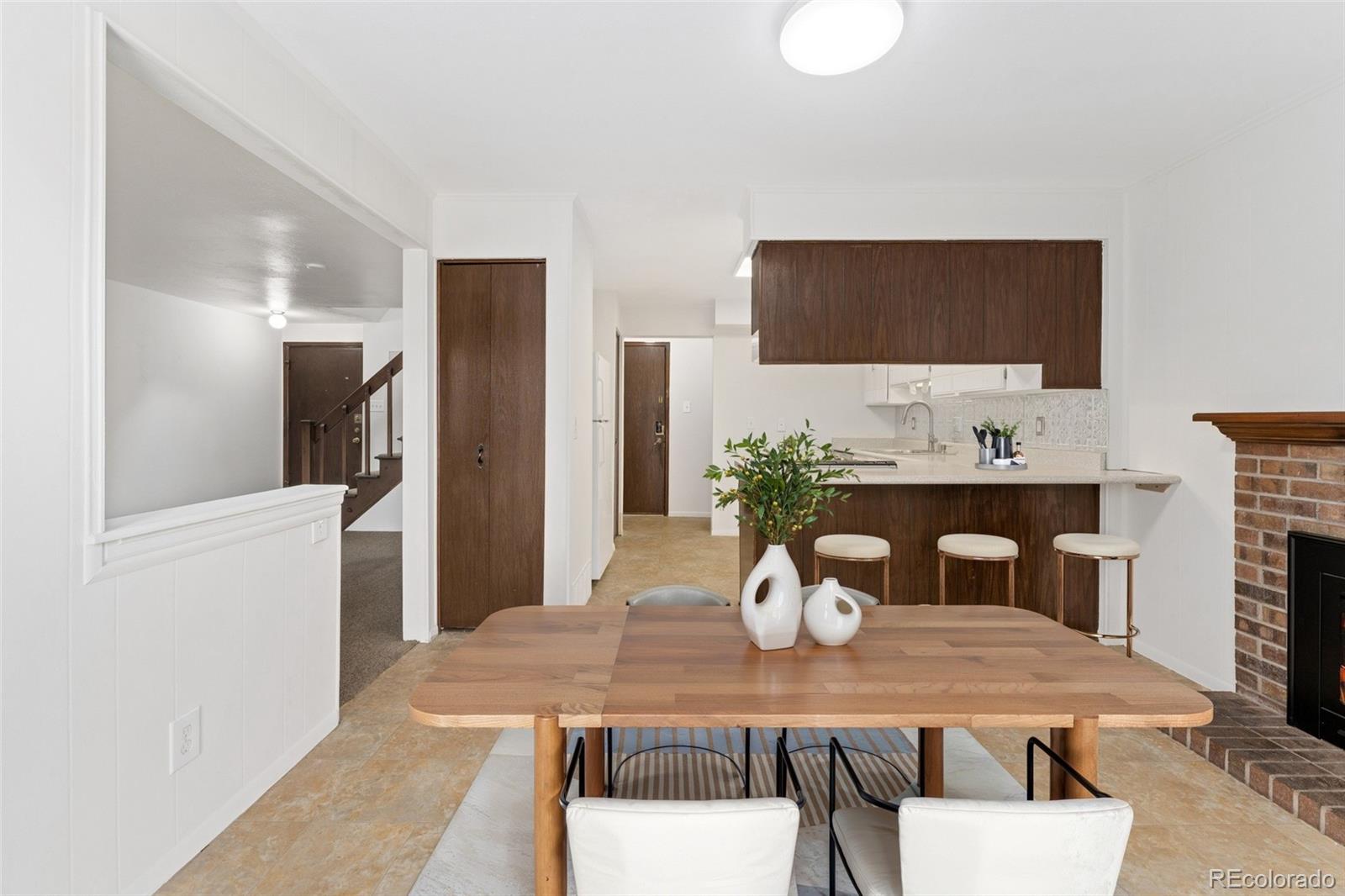 MLS Image #3 for 2960 s parker court,aurora, Colorado