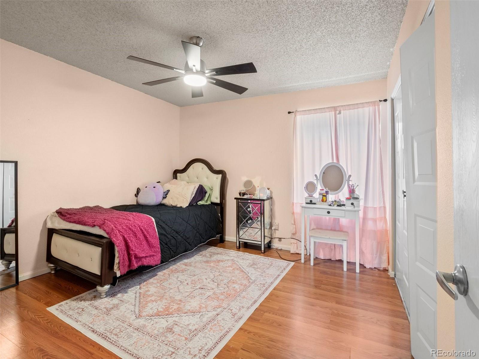 MLS Image #17 for 1517 s owens street 9,denver, Colorado