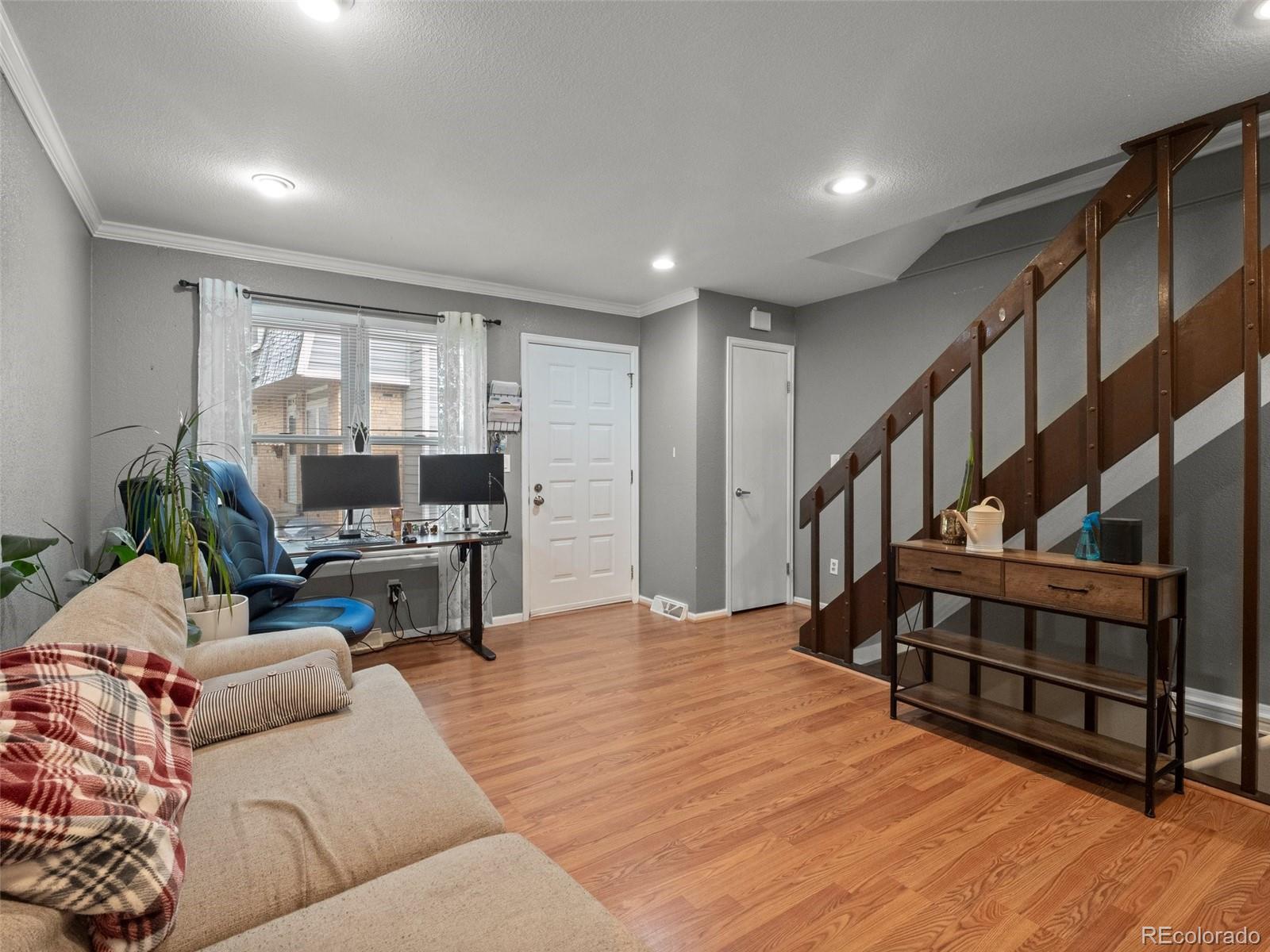 MLS Image #4 for 1517 s owens street 9,denver, Colorado