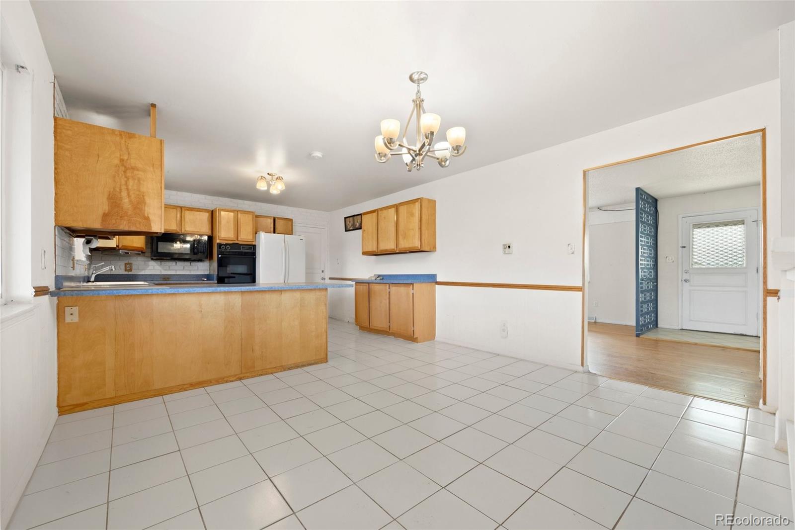 MLS Image #13 for 2166 s golden court,denver, Colorado
