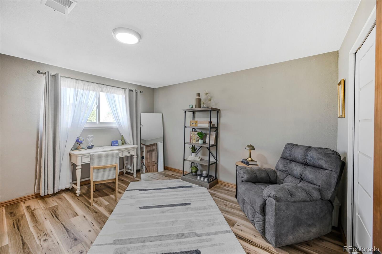 MLS Image #15 for 6376 s estes street,littleton, Colorado