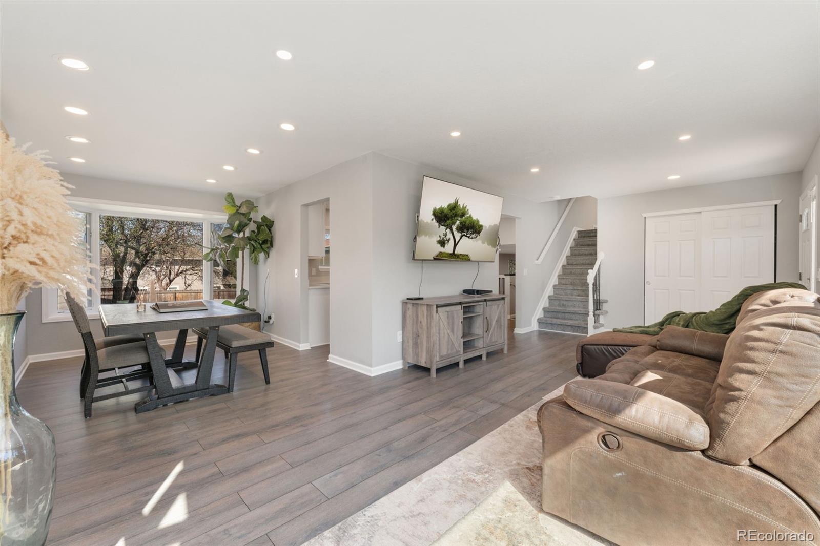 MLS Image #5 for 7391 s marion street,centennial, Colorado