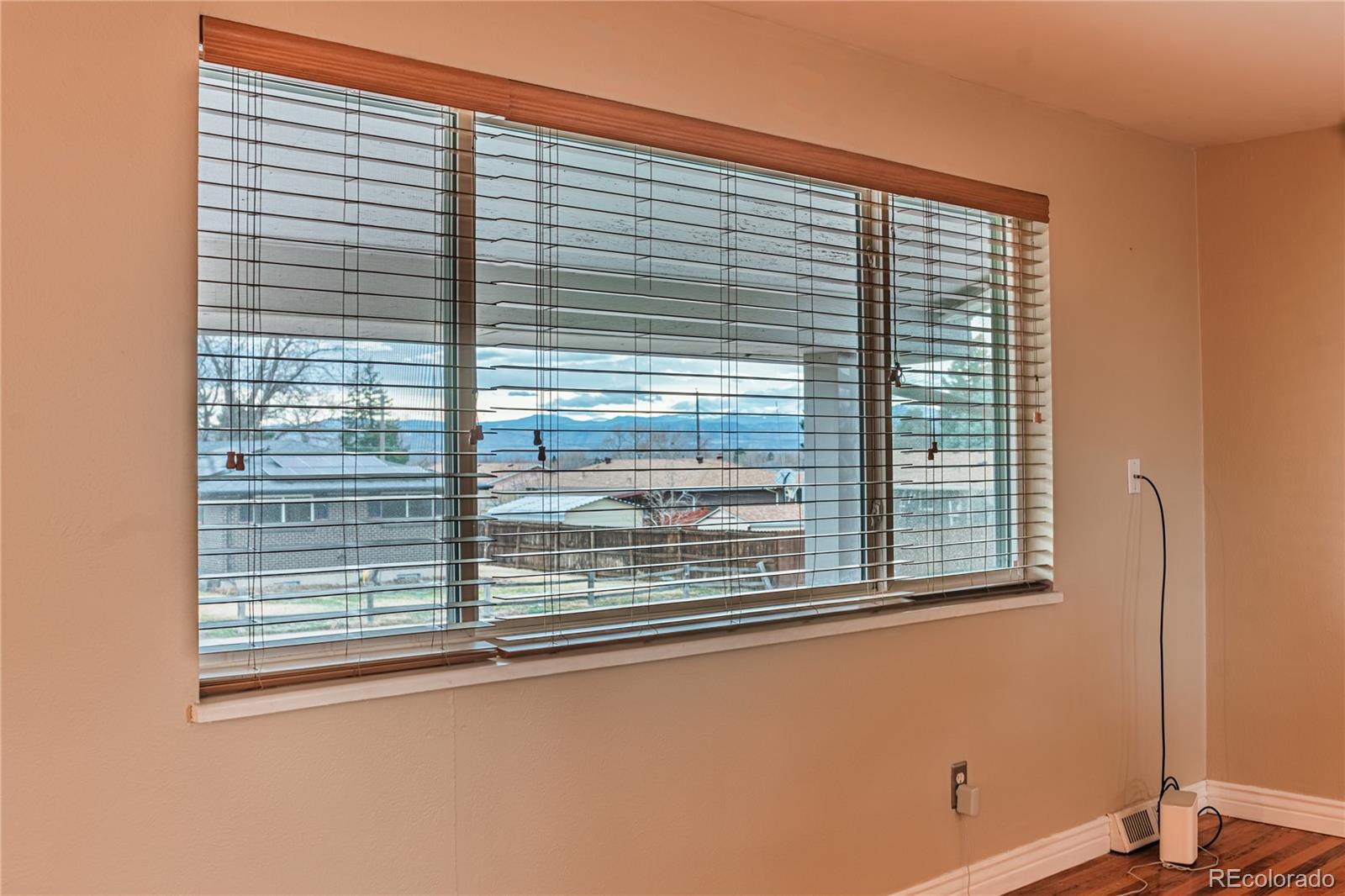 MLS Image #16 for 889  douglas drive,denver, Colorado