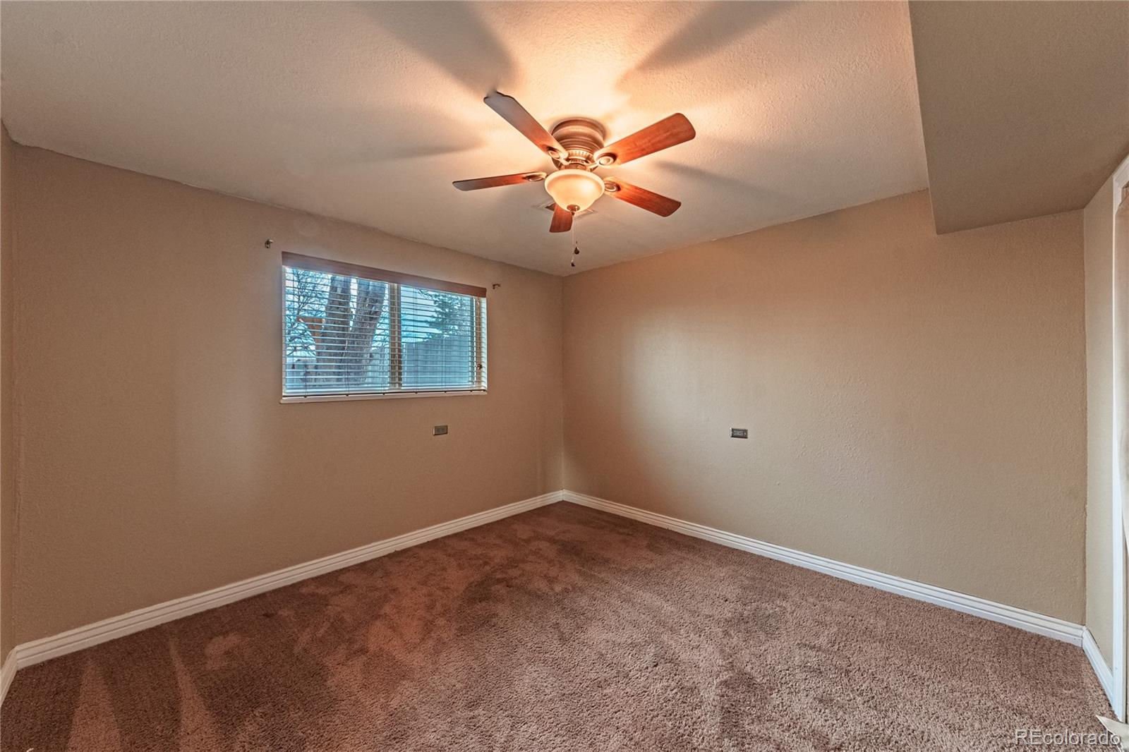 MLS Image #18 for 889  douglas drive,denver, Colorado