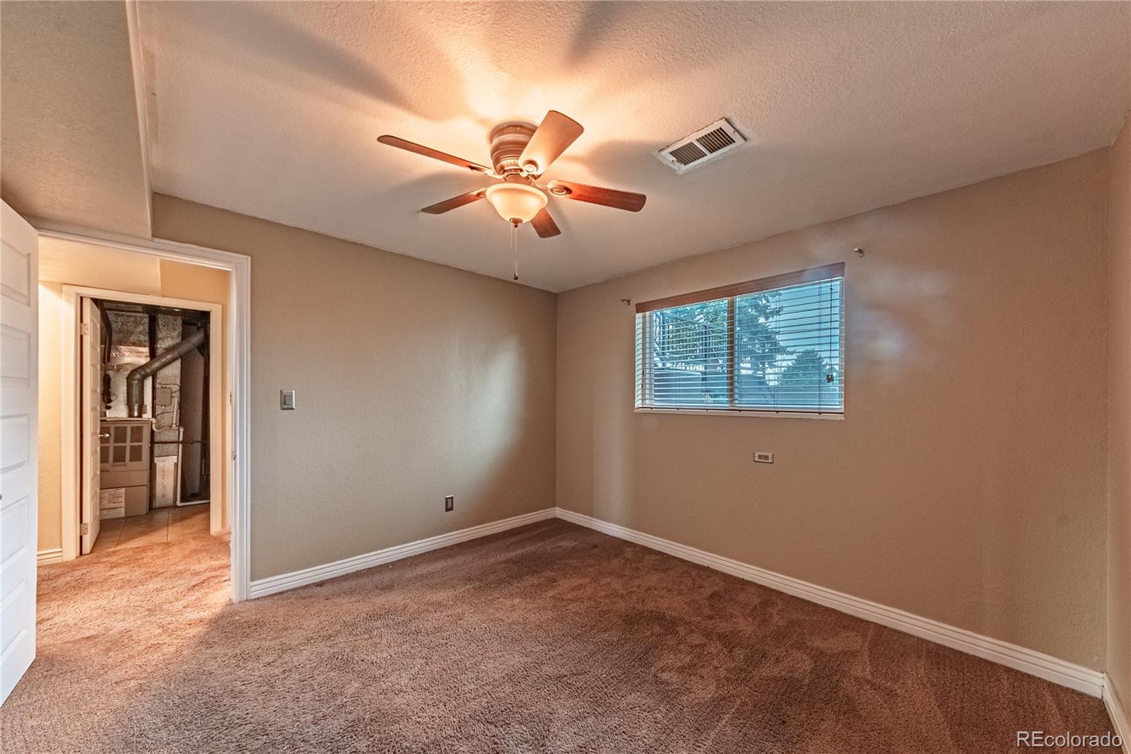 MLS Image #19 for 889  douglas drive,denver, Colorado