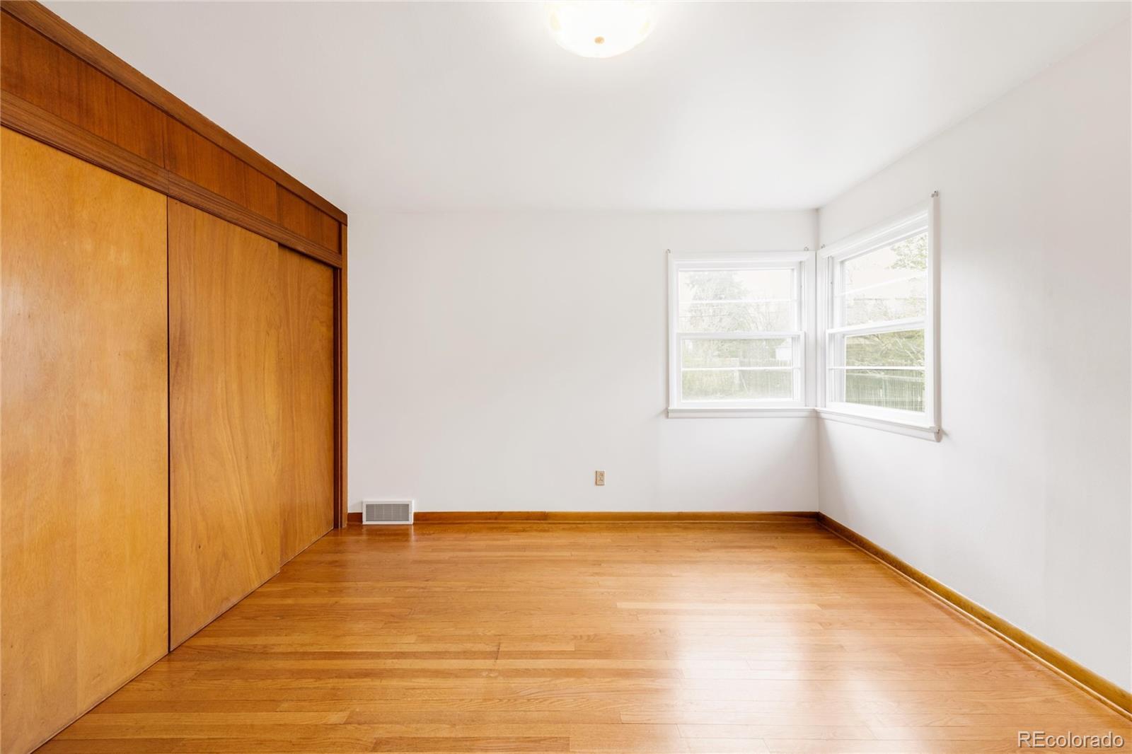MLS Image #19 for 2035  carr street,lakewood, Colorado