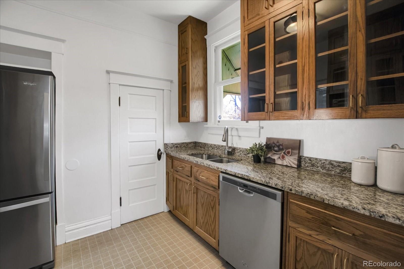 MLS Image #22 for 3051 w 37th avenue,denver, Colorado