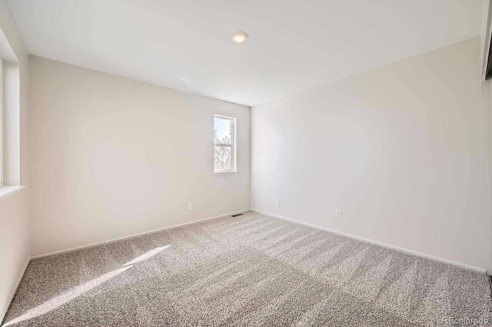 MLS Image #18 for 9573 e kansas circle,denver, Colorado