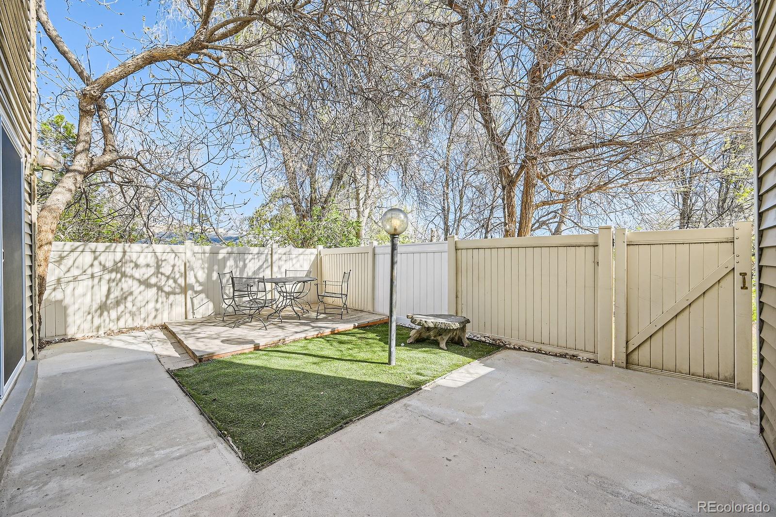 MLS Image #23 for 9573 e kansas circle,denver, Colorado