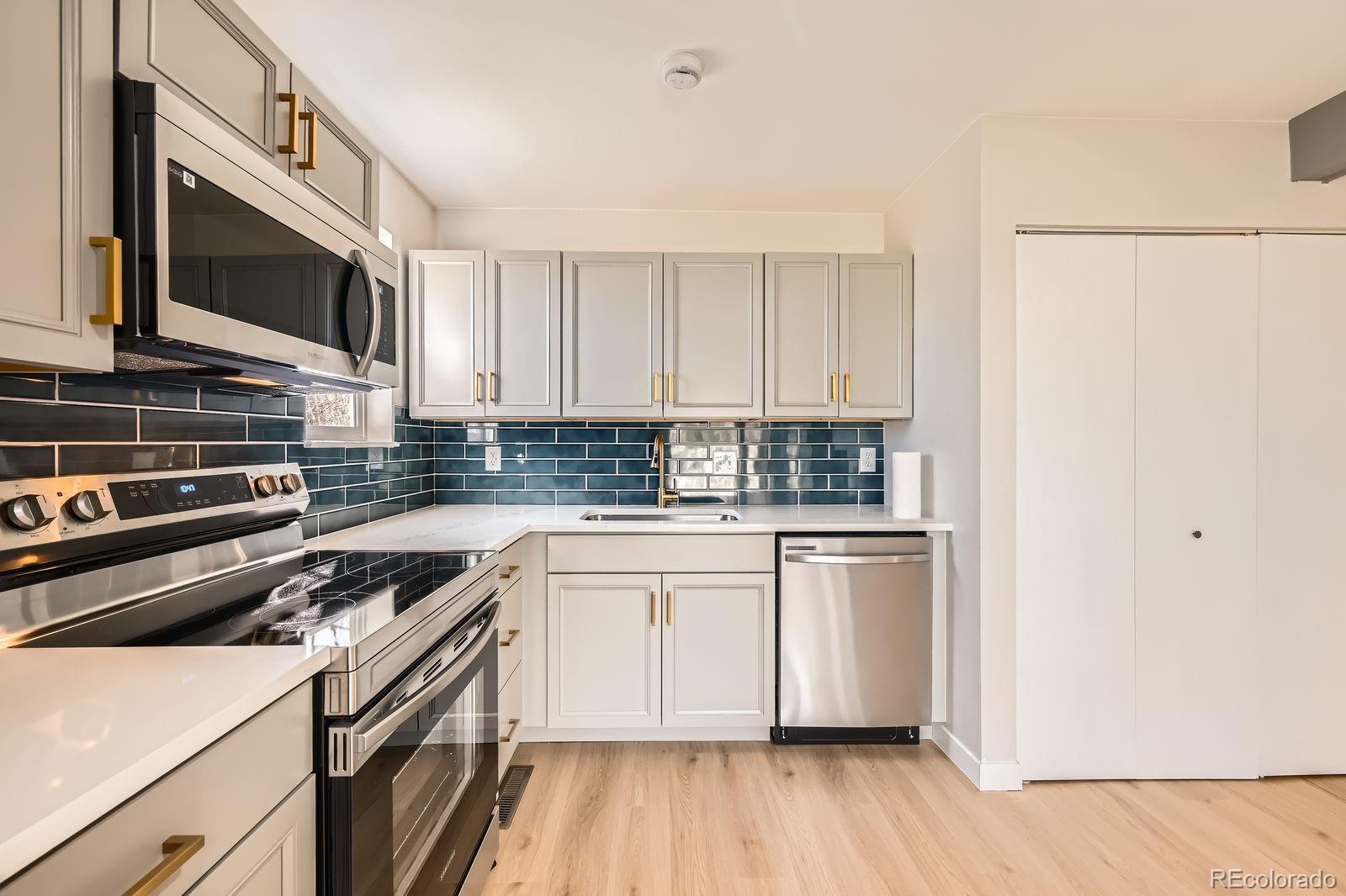 MLS Image #9 for 9573 e kansas circle,denver, Colorado