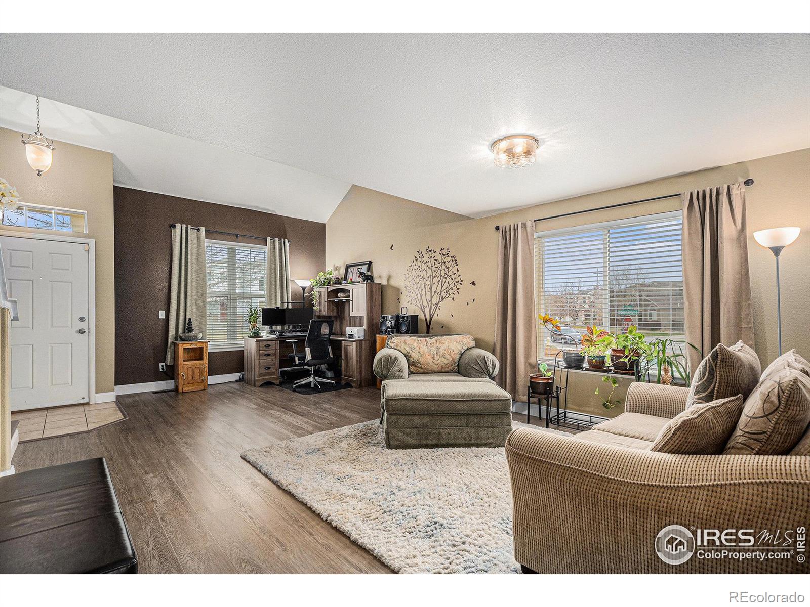 MLS Image #3 for 11361  kearney way,thornton, Colorado