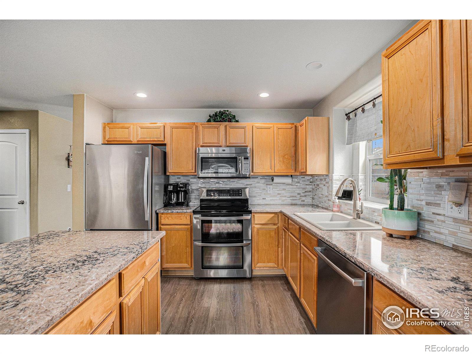 MLS Image #6 for 11361  kearney way,thornton, Colorado