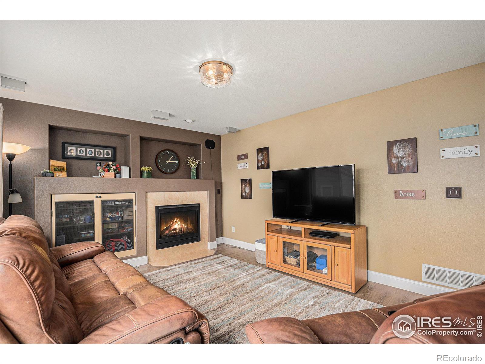 MLS Image #9 for 11361  kearney way,thornton, Colorado