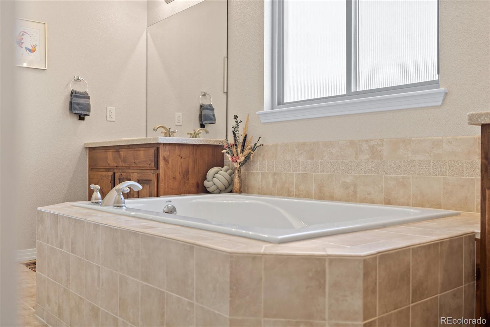 MLS Image #16 for 418  rifle court,broomfield, Colorado