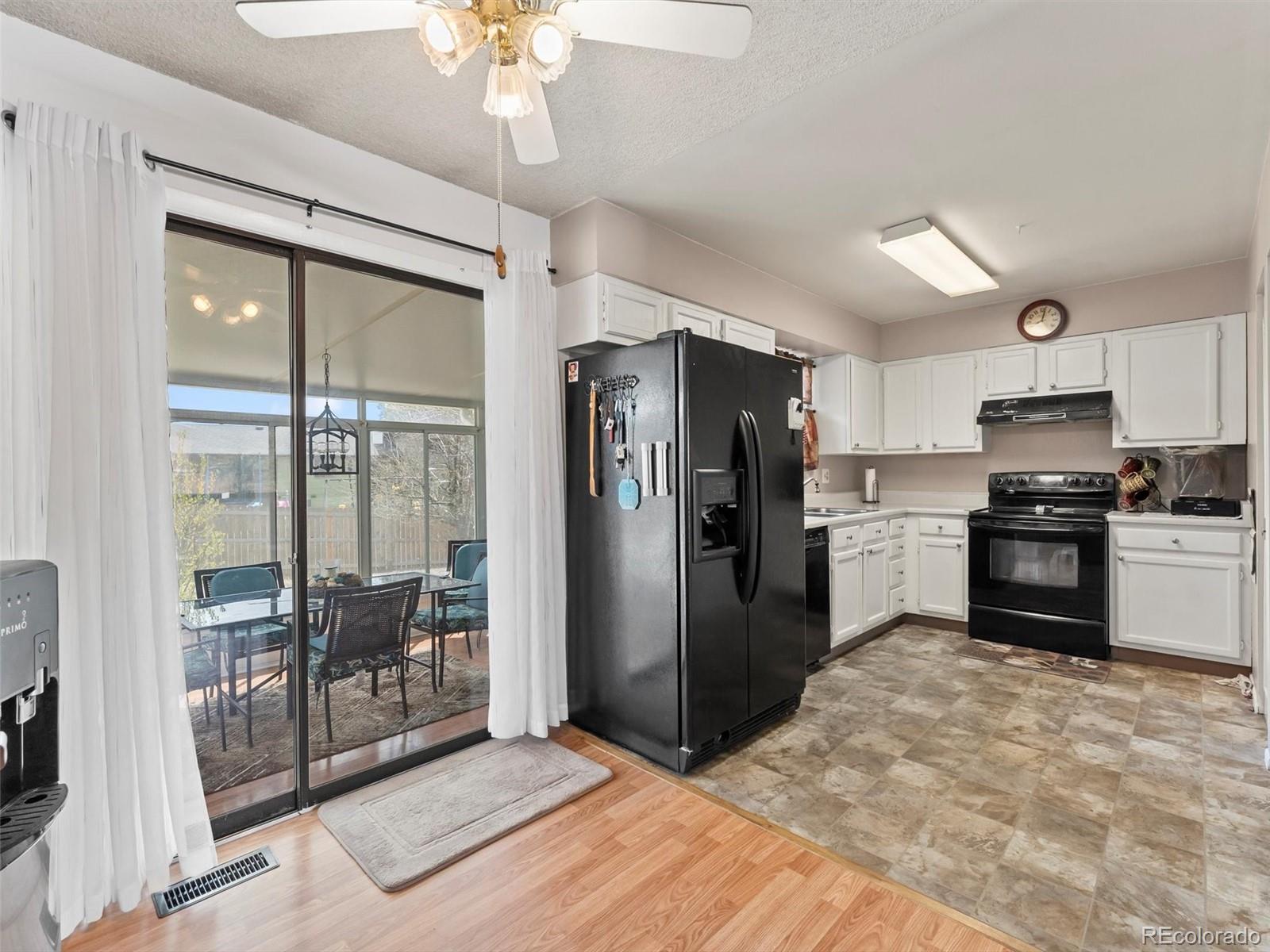 MLS Image #6 for 7515  woodstock street,colorado springs, Colorado