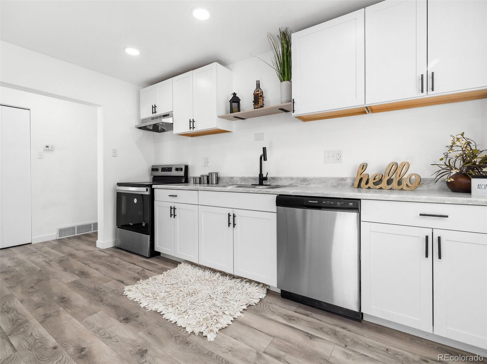 MLS Image #8 for 1610  lexington road,pueblo, Colorado