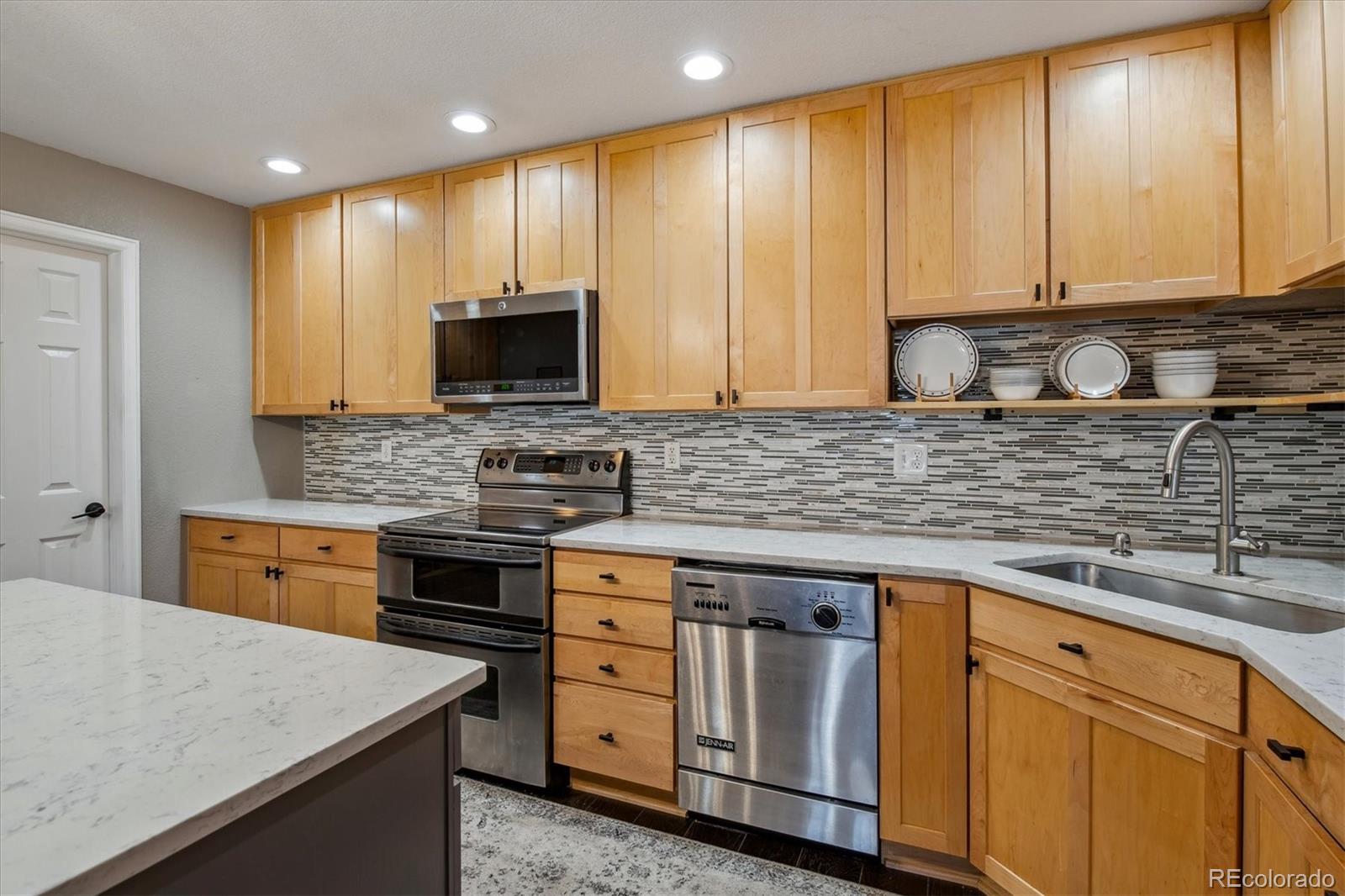 MLS Image #19 for 9836 w freiburg drive,littleton, Colorado