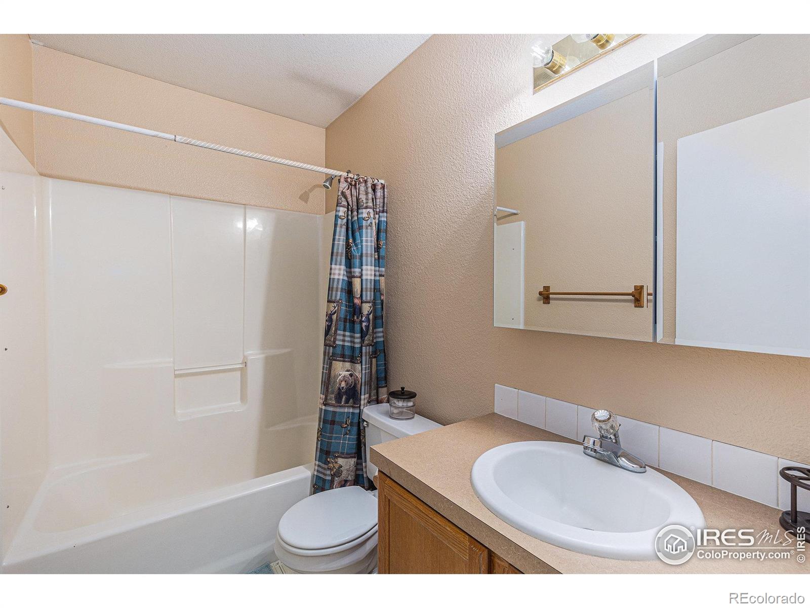 MLS Image #13 for 502 e 25th st rd,greeley, Colorado