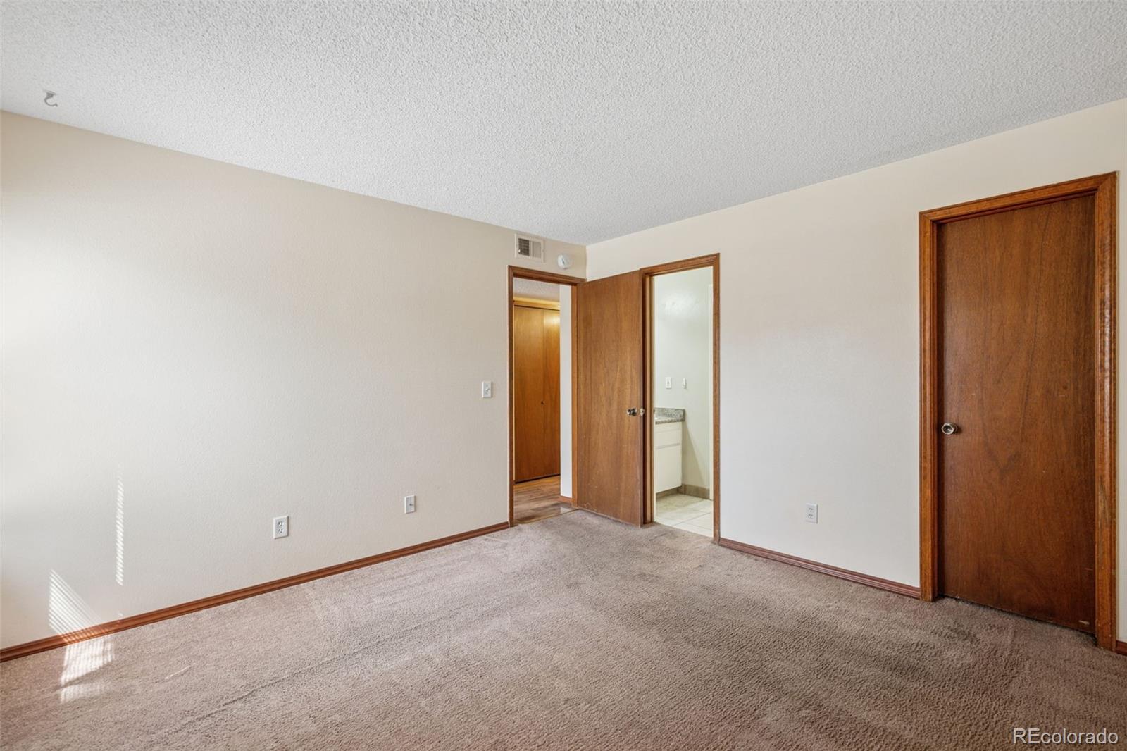 MLS Image #14 for 7720 w 87th drive j,arvada, Colorado