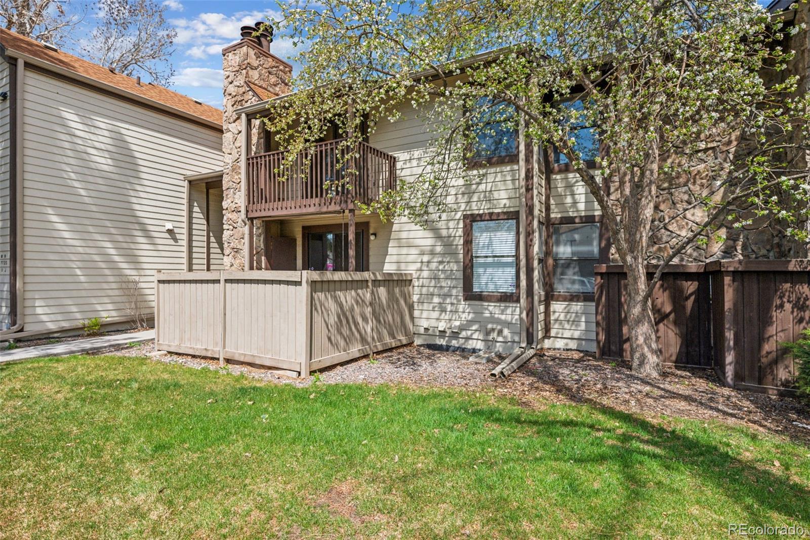 MLS Image #3 for 7720 w 87th drive j,arvada, Colorado