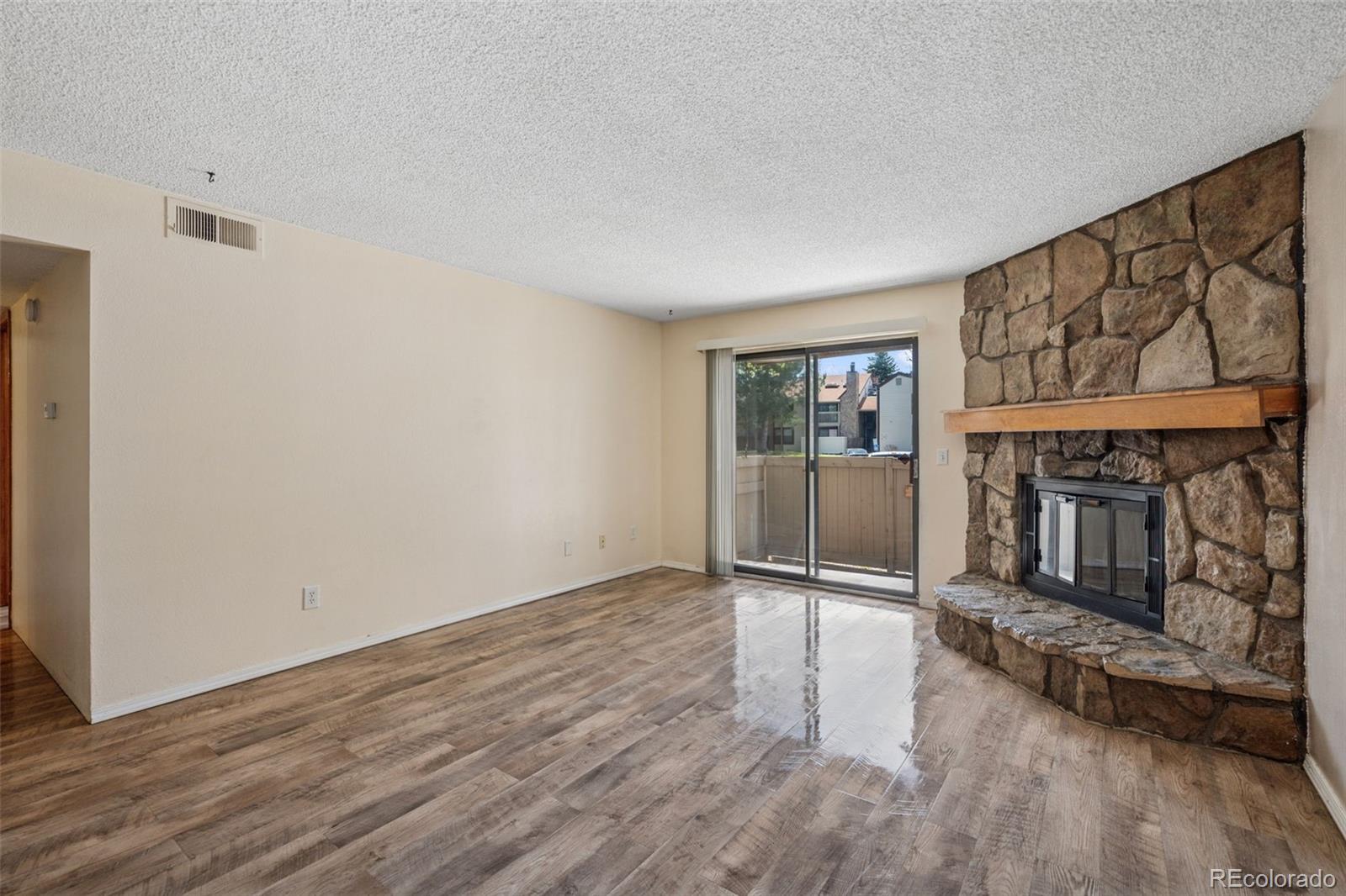 MLS Image #5 for 7720 w 87th drive j,arvada, Colorado