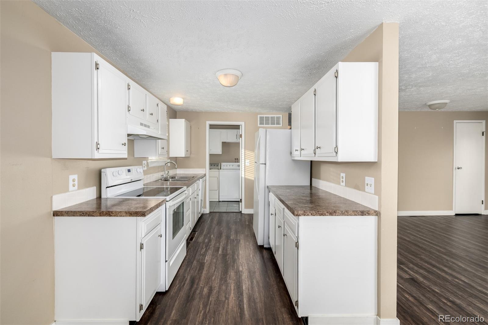 MLS Image #8 for 1014  ponderosa circle,longmont, Colorado