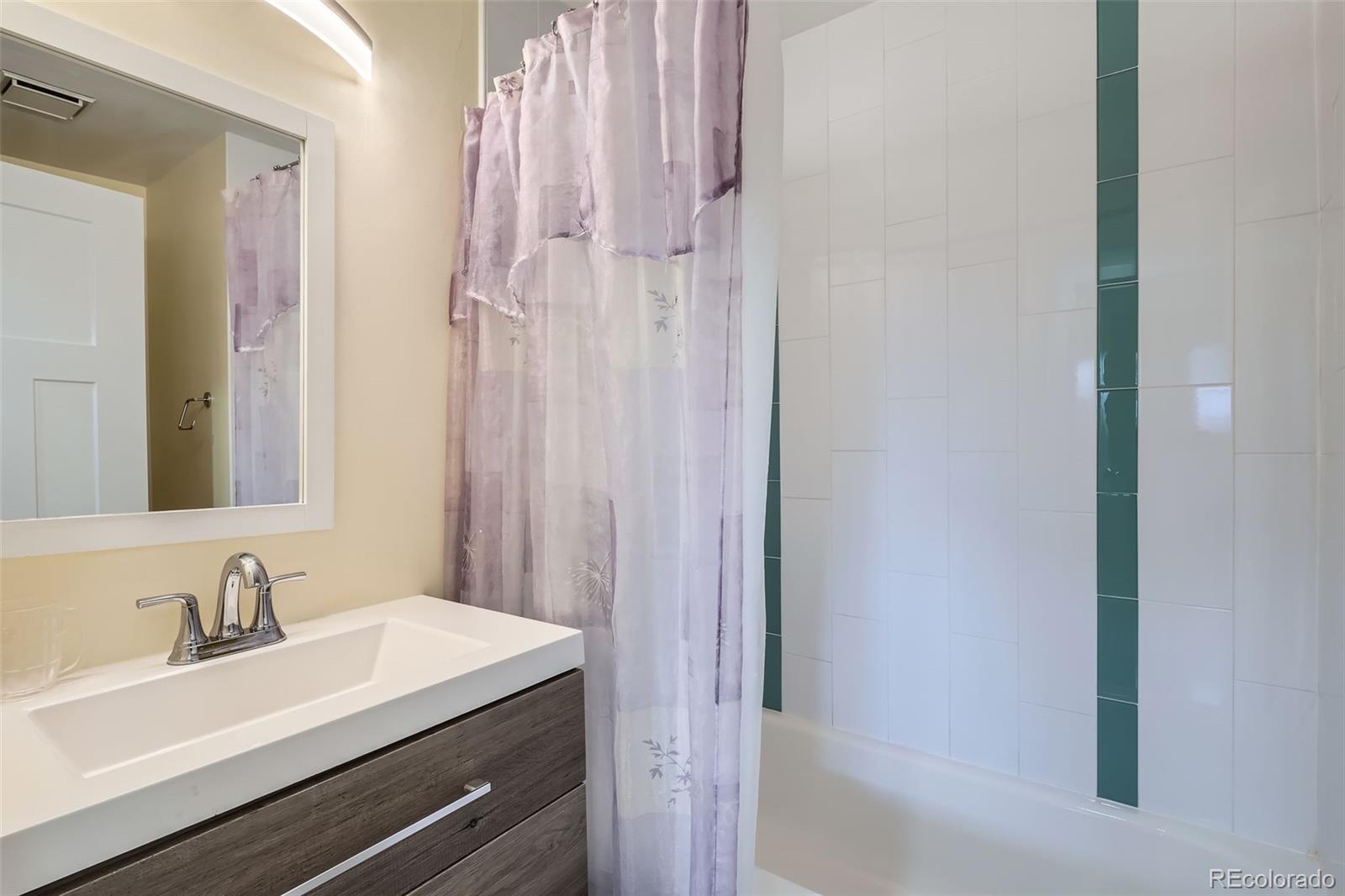 MLS Image #15 for 3094 s hobart way,denver, Colorado