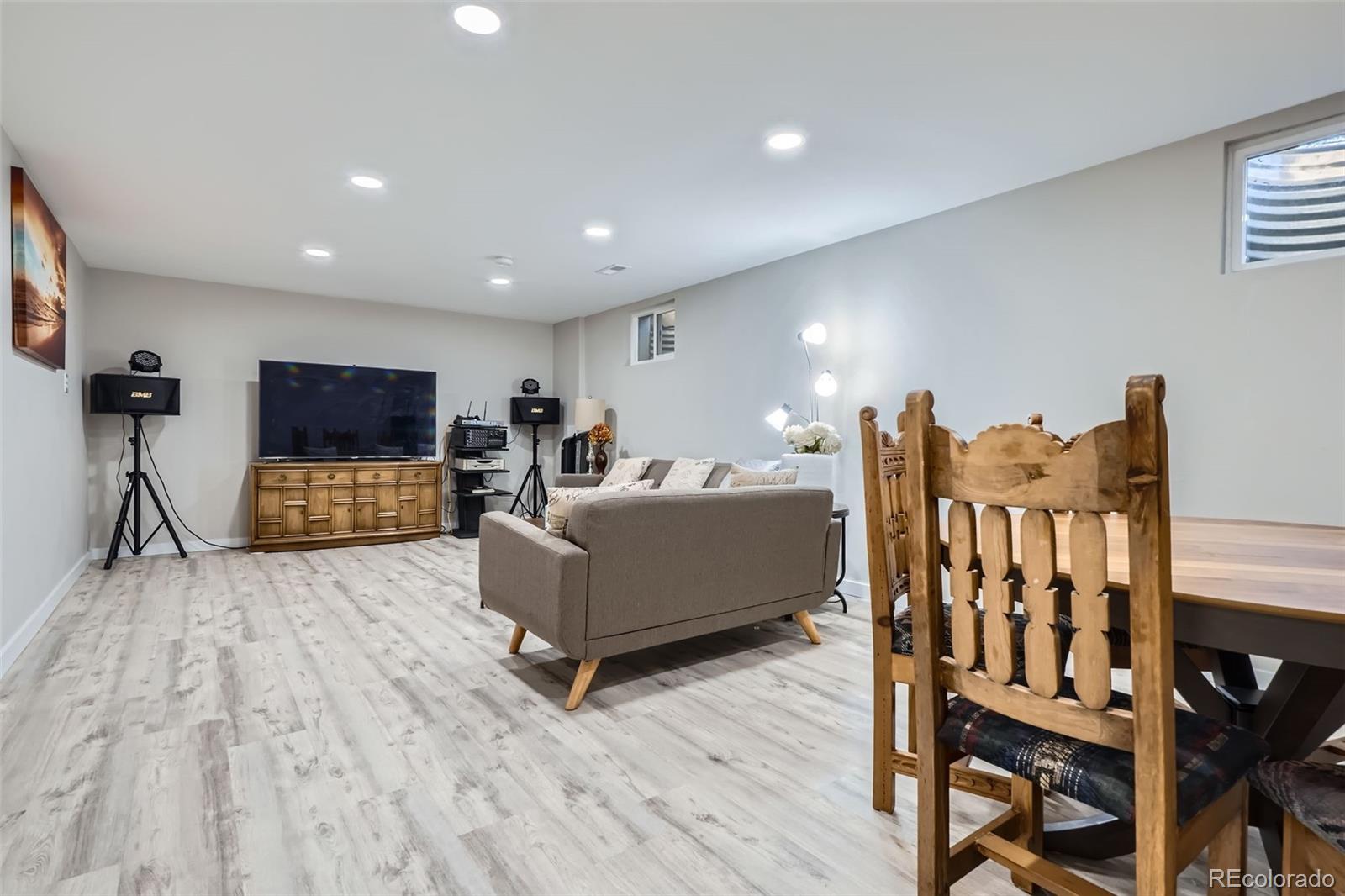 MLS Image #21 for 3094 s hobart way,denver, Colorado