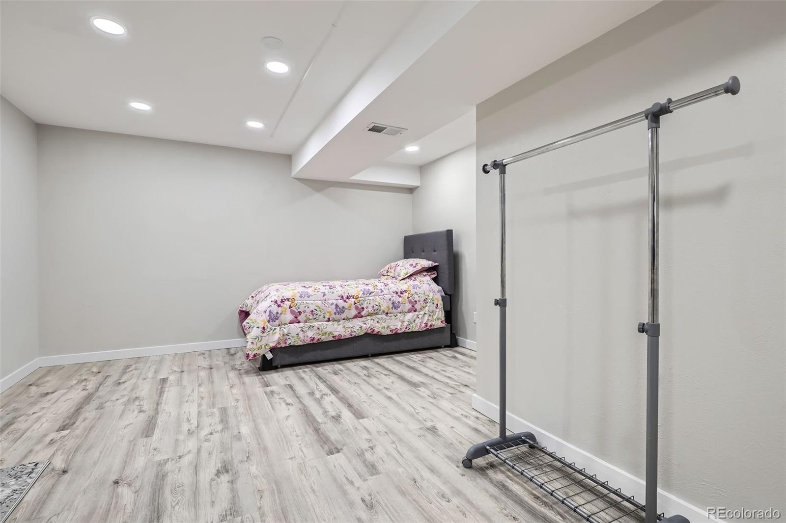 MLS Image #22 for 3094 s hobart way,denver, Colorado
