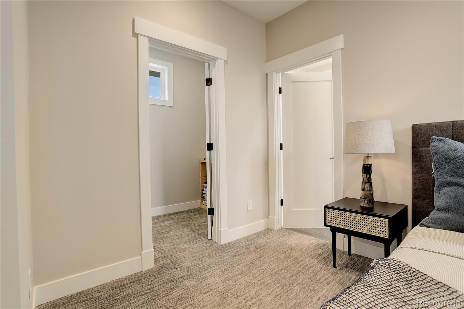 MLS Image #22 for 2568  clermont street,denver, Colorado