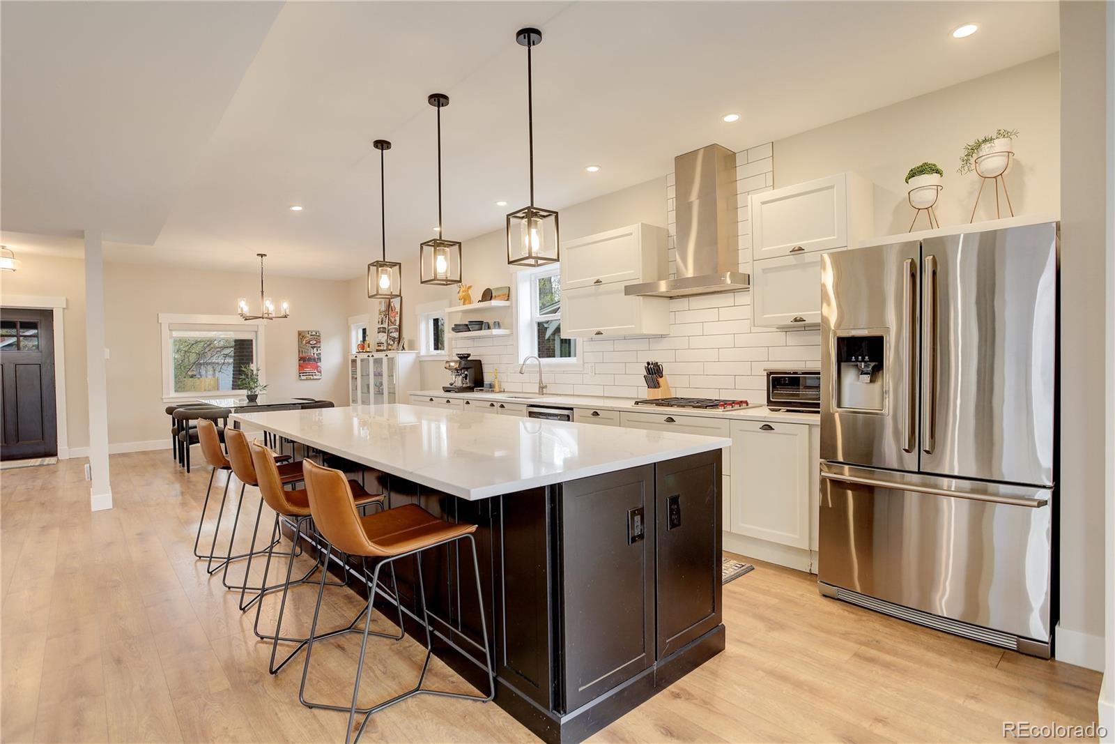 MLS Image #6 for 2568  clermont street,denver, Colorado