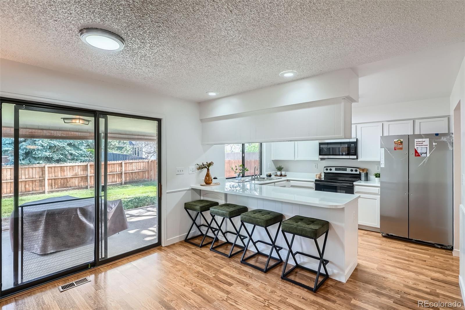 MLS Image #10 for 4114 s niagara way,denver, Colorado