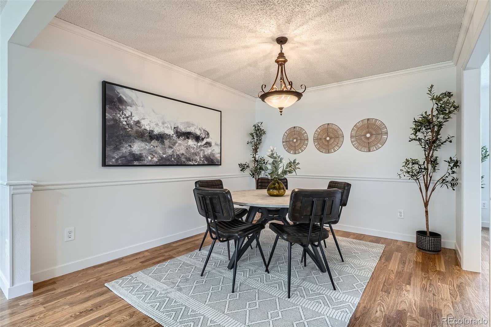 MLS Image #14 for 4114 s niagara way,denver, Colorado