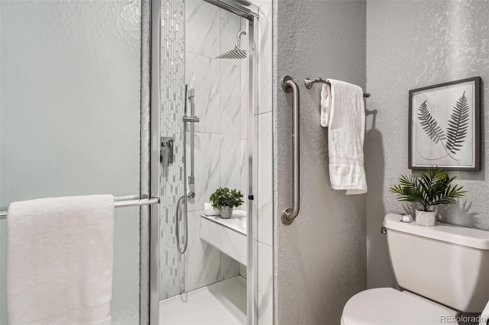 MLS Image #19 for 4114 s niagara way,denver, Colorado