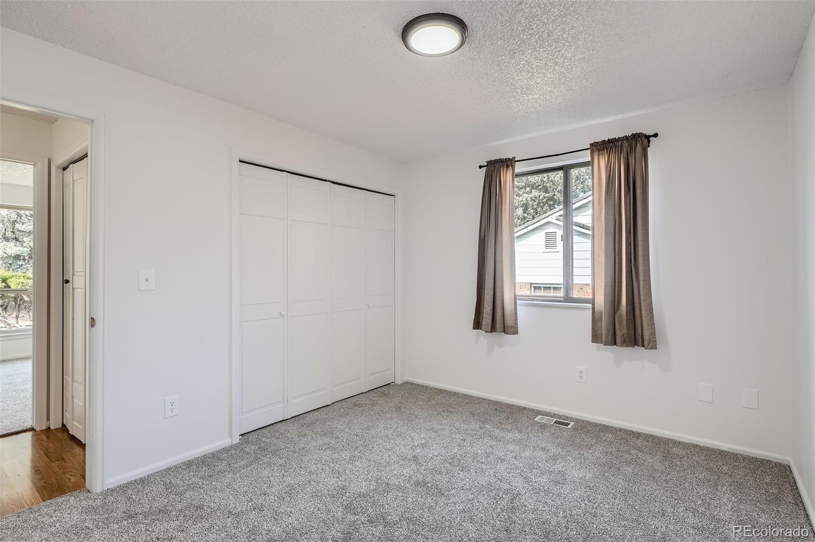 MLS Image #23 for 4114 s niagara way,denver, Colorado