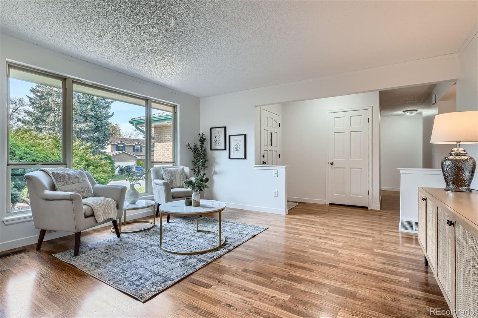 MLS Image #4 for 4114 s niagara way,denver, Colorado