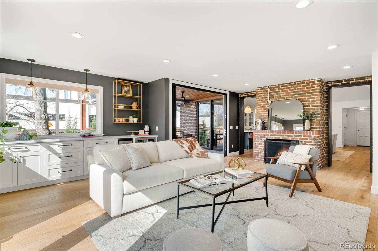 MLS Image #14 for 985 s steele street,denver, Colorado