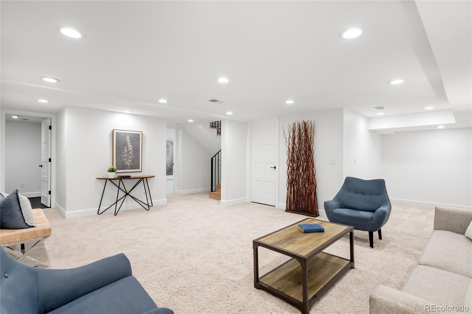 MLS Image #35 for 985 s steele street,denver, Colorado