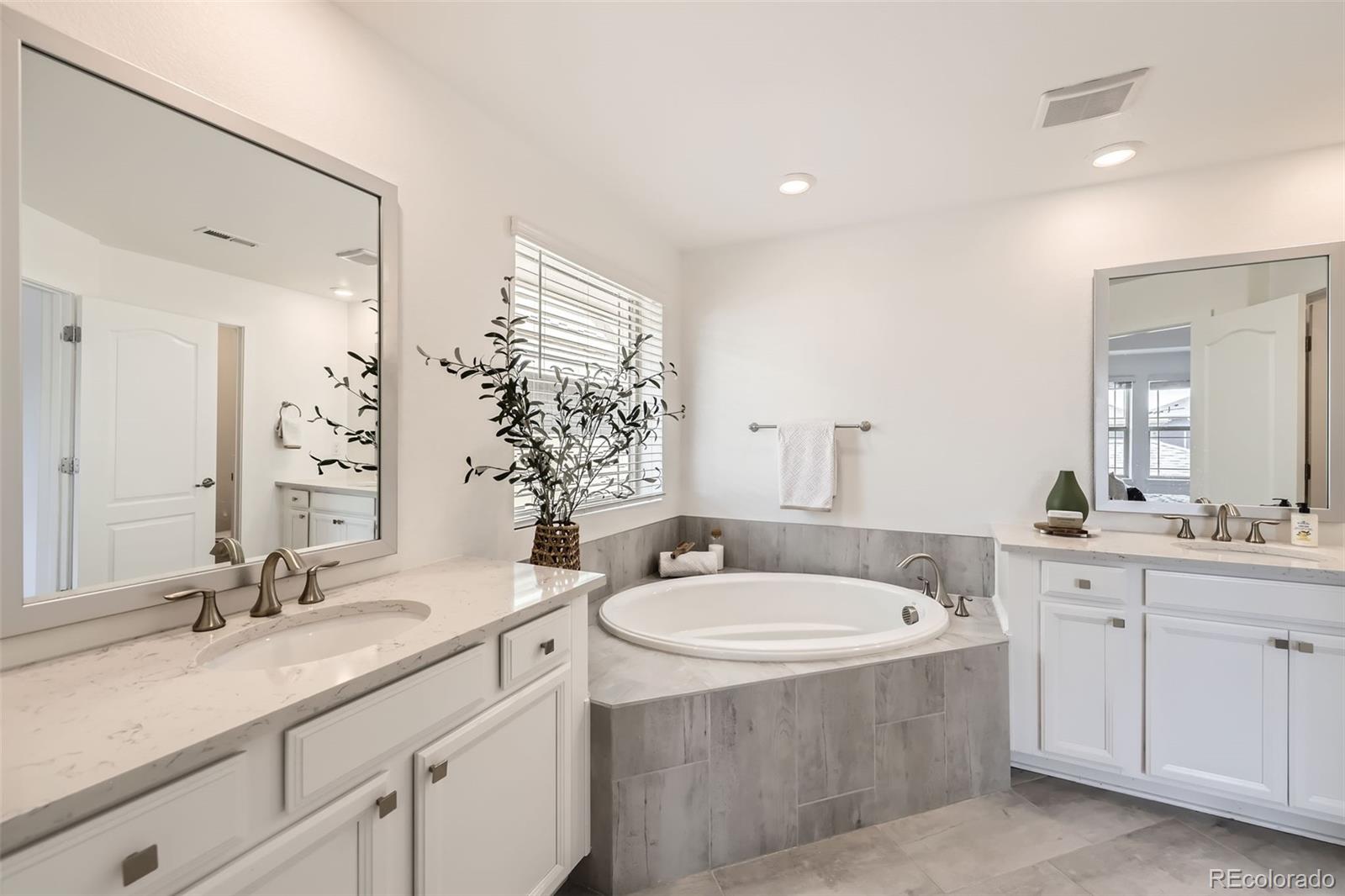 MLS Image #14 for 5983  fulton street,denver, Colorado
