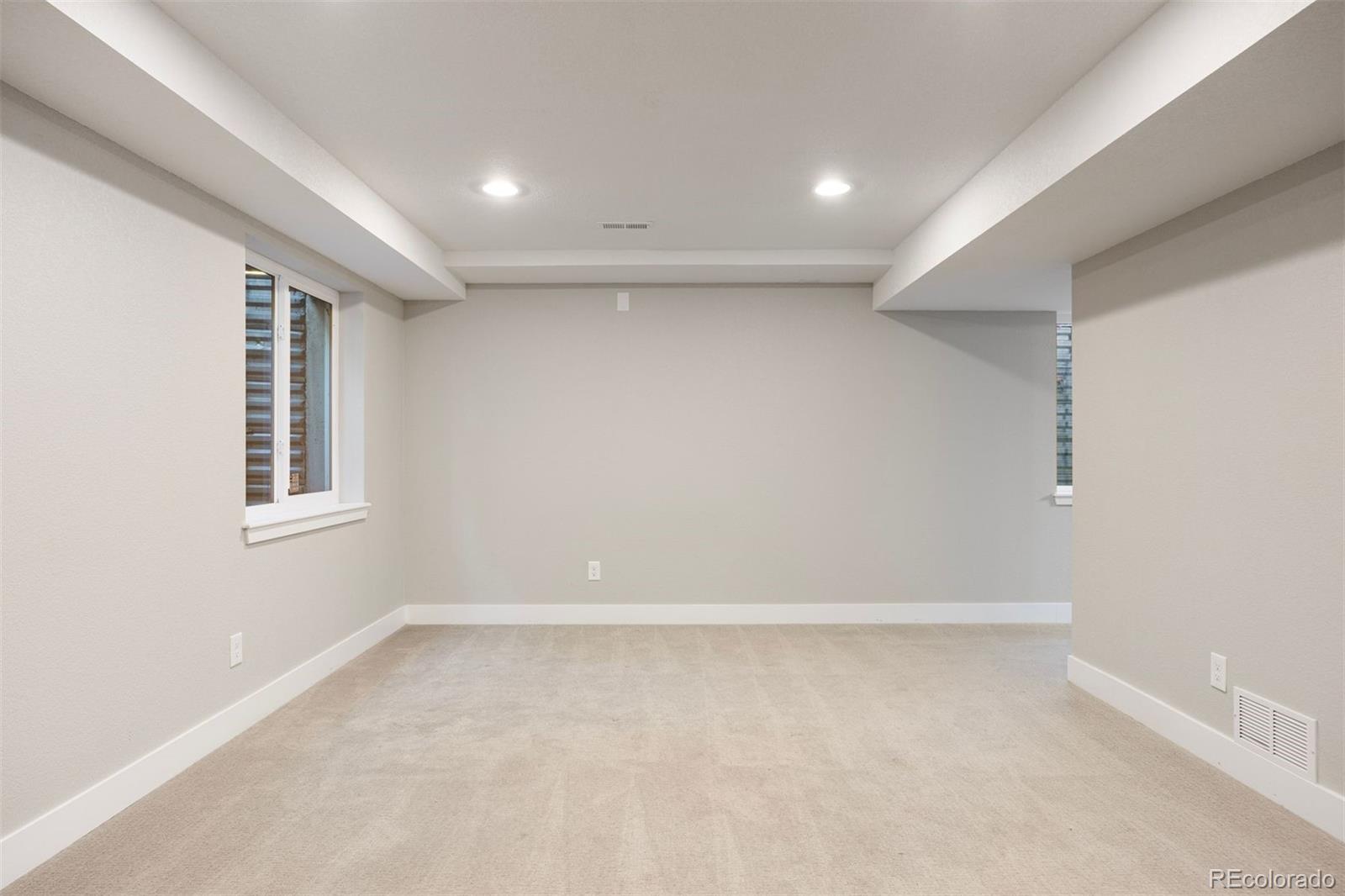 MLS Image #29 for 7114 s acoma way,littleton, Colorado