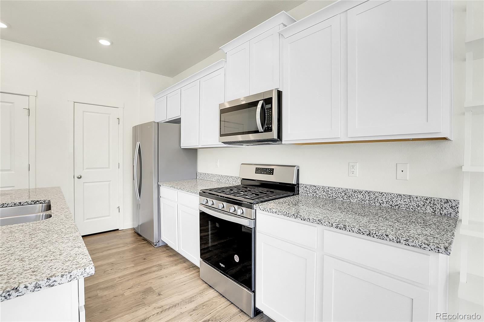 MLS Image #14 for 45840  laceleaf drive,bennett, Colorado