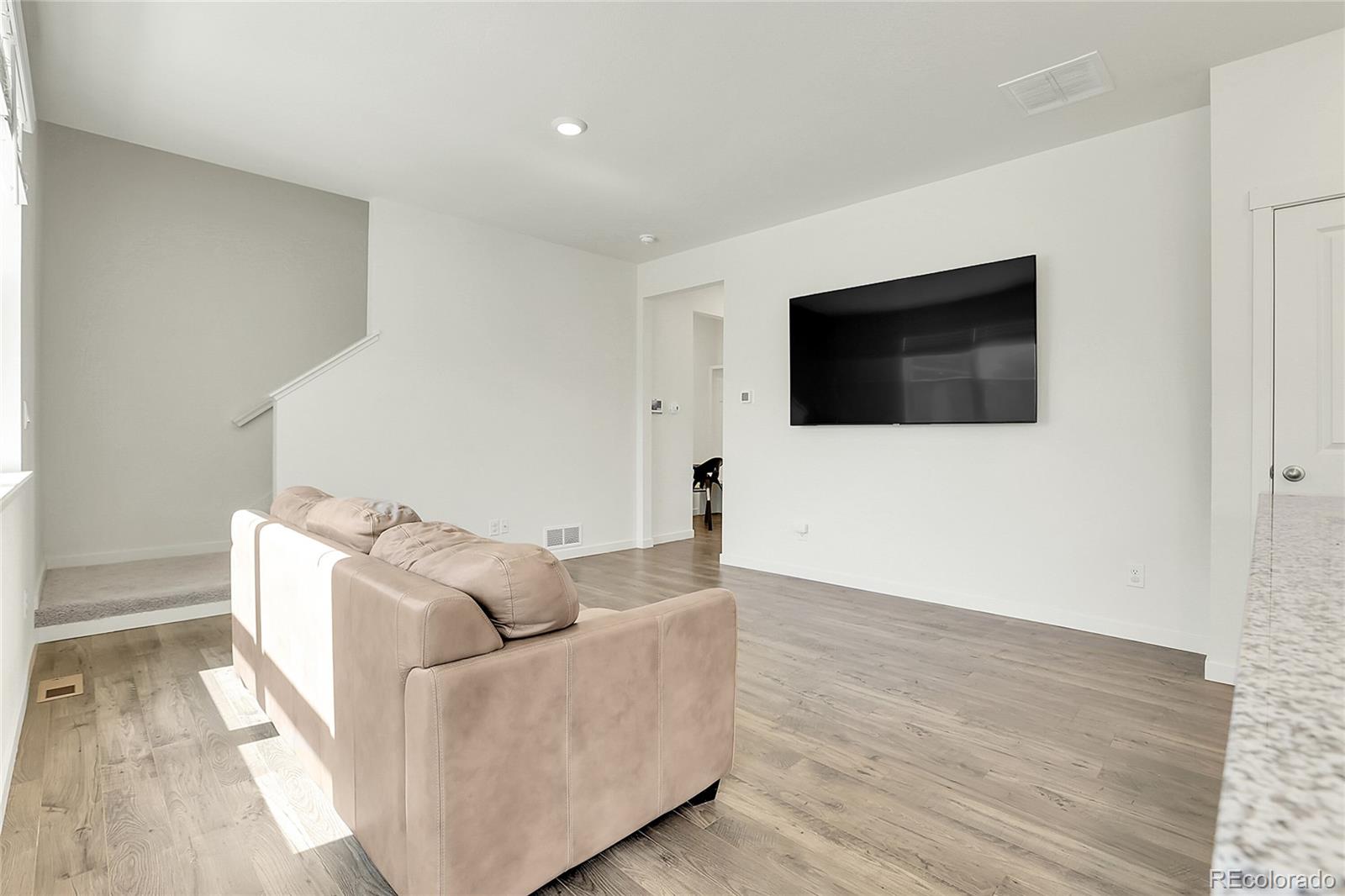 MLS Image #9 for 45840  laceleaf drive,bennett, Colorado